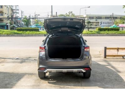 Toyota Yaris Cross 1.2 Mid CVT เบนซิน รูปที่ 6