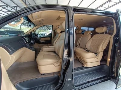 HYUNDAI H1 2.5 DELUXE ปี2017 รูปที่ 6