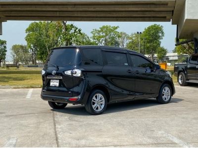 2017 TOYOTA SIENTA 1.5 G  เครดิตดีฟรีดาวน์ รูปที่ 6