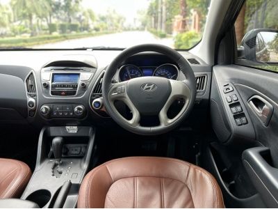 2013 HYUNDAI TUCSON 2.0 S รถสวยสภาพดีน่าใช้สุด รีบจองด่วนจ้า (ติดต่อเซลล์น้ำฝ่ายขายโดยตรงไม่ใช่นายหน้าจ้า) รูปที่ 6