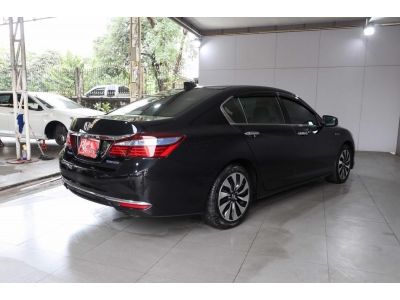 สวยที่สุดในย่าน HONDA ACCORD G9 2.0 HYBRID MINOR CHANGE E-CVT  ปี2018 รูปที่ 6