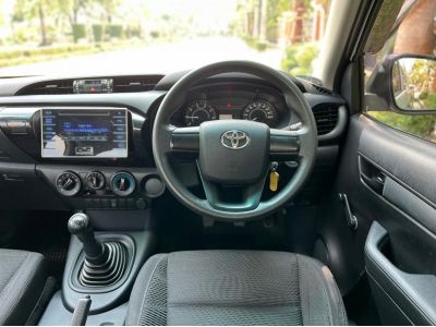 2017 TOYOTA HILUX REVO 2.4 J รูปที่ 6