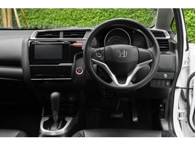 HONDA JAZZ 1.5 i-VTEC V PLUS A/T ปี 2014 รูปที่ 6