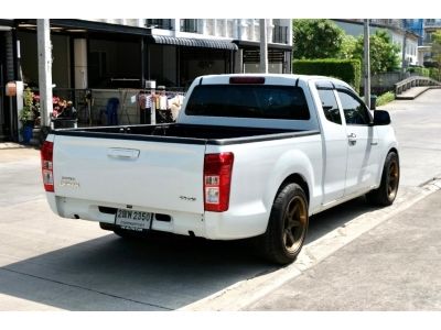 Isuzu d-max 1.9L Space Cab  แคปเตี้ย  เกียร์ธรรมดา ปี2019 ดีเซล สีขาว รูปที่ 6