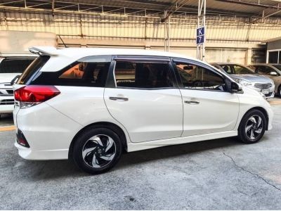 SUV สไตล์สปอร์ต Honda Mobilio 1.5 รุ่น Rs A/T 2015 รถสวยพร้อมใช้ รูปที่ 6