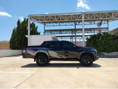 ปี 2021 MITSUBISHI TRITON D-CAB 2.4 GT PLUS ATHLETE CC. สี ดำ เกียร์ Auto รูปที่ 6