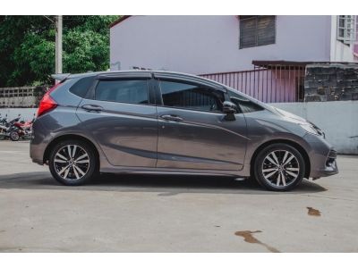 โตโยต้า ชัวร์ Honda Jazz 1.5 RS A/T ปี 2017 รูปที่ 6