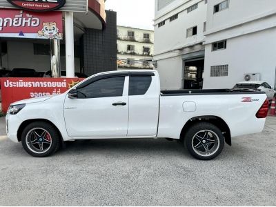 โตโยต้าชัวร์ Revo C-Cab 2.4 Z Edition M/T ปี 2022 รูปที่ 6