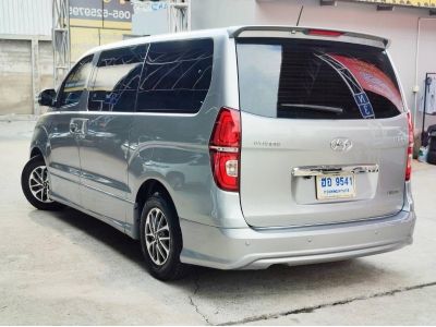 2019 Hyundai H1 2.5 Deluxe เครดิตดีฟรีดาวน์ รูปที่ 3