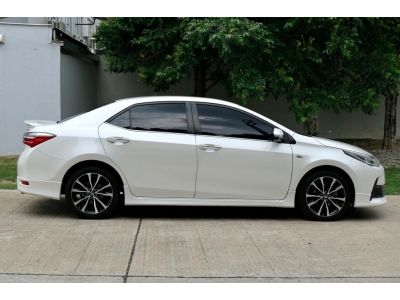 2017 TOYOTA ALTIS 1.8ESPORT รูปที่ 6