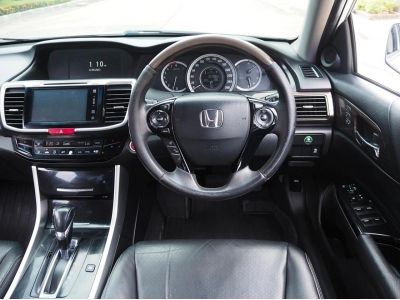 HONDA ACCORD 2.0 EL (MNC) ปี 2016 สีขาวมุก(นิยม) รูปที่ 6