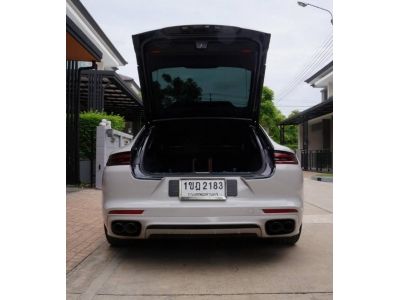 สปอร์ตซุปเปอร์คาร์ Porsche Panamera 4E-Hybrid Executive 2019 รูปที่ 6