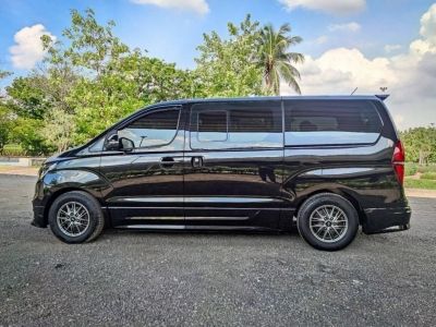 2020 HYUNDAI H1 2.5 ELITE รูปที่ 6