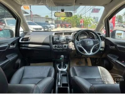Honda Jazz 1.5 V i-VTEC Hatchback A/T ปี 2019 รูปที่ 6