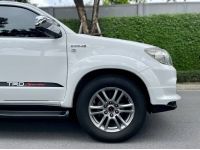 2011 TOYOTA FORTUNER 3.0 TRD รูปที่ 6