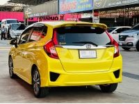 HONDA JAZZ GK 1.5SV TOP VTEC AS ปี 2014 จดทะเบียน 2015 สีเหลือง รูปที่ 6