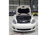 Porsche Panamera 3.0 V6 Diesel 2012 สีขาว กดออฟชั่นมา 2 ล้านกว่า รถดาราดัง เซอร์วิสพร้อมใช้ รูปที่ 6