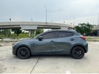 Mazda  2 Skyactive1.3 2016 Sports Standard Hatchback  (พร้อมทะเบียนสวย) รูปที่ 6