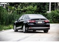 TOYOTA CAMRY, 2.5 HV PREMIUM Minor Change ปี 2018 รถหรู สภาพสวบ ดูแลถึง รูปที่ 6