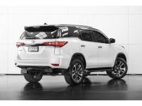 TOYOTA FORTUNER 2.4 COMMANDER 2WD ปี 2022 รูปที่ 6