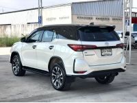 TOYOTA Fortuner 2.8 LEGENDER 4x4 6A/T ปี 2021 มือเดียว เลขไมล์ 118,xxx km. รูปที่ 6