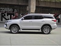 ขายรถ Toyota Fortuner 2.4V 4WD ปี 2021 สีเทา เกียร์ออโต้ รูปที่ 6