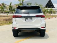 TOYOTA NEW FORTUNER 2.4REGENDER BLACKTOP 2WD ปี2021สีขาว เกียร์ออโต้ เครื่องดีเซล รูปที่ 6