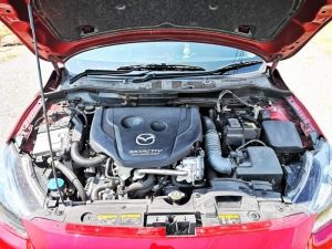Mazda 2 SkyActive D AT ปี 2015 เครื่องยนต์ 1,500 cc. Turbo ดีเซล  ผู้หญิงขับ สภาพดี รูปที่ 7