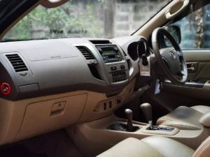 ออกรถ 5,000 TOYOTA FORTUNER 2.7V เบนซิน​ 2006 รูปที่ 7