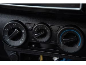 2017 Toyota Hilux Revo 2.4 SMARTCAB Prerunner E Pickup AT รูปที่ 7