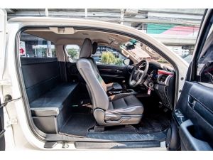 2018 Toyota Hilux Revo 2.4 SMARTCAB SMARTCAB Prerunner TRD Sportivo Pickup MT รูปที่ 7