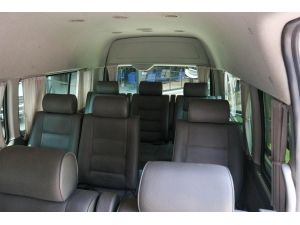 2012 Toyota Hiace 2.5 COMMUTER D4D Van MT รูปที่ 7