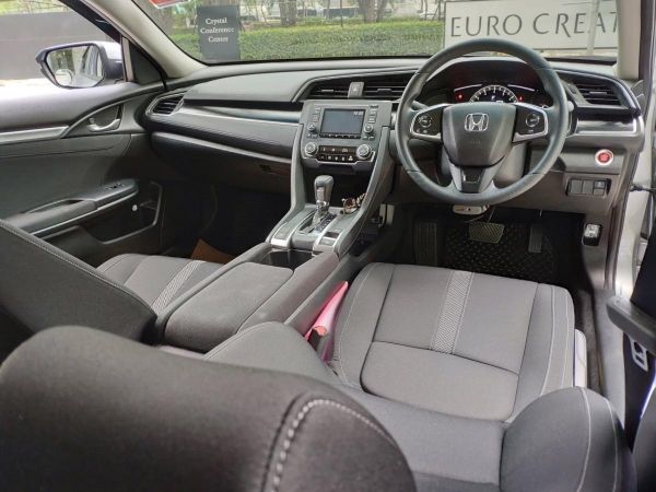 2019 HONDA CIVIC 1.8 E รูปที่ 7