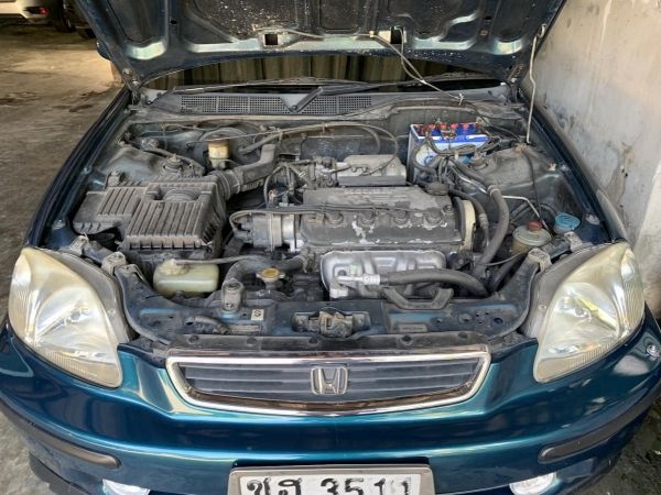 ขายรถบ้าน HONDA CIVIC 1.6 VTi-E(ABS)  ปี1996 โฉม ตาโต สีเขียว เกียร์ออโต้ แอร์เย็นมาก  เกียร์อัตโนมัติ, แอร์, วิทยุ, USB, ล้อแมกซ์, ABS,  พ่วงมาลัยพาวเวอร์, กระจกไฟฟ้า, เซ็นทรัลล็อก, เบาะกำมะหยี่, กระ รูปที่ 6