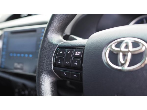 TOYOTA REVO DOUBLE CAB 2.4E MT ROCCO ปี 2015 สีบรอนซ์เงิน รูปที่ 7