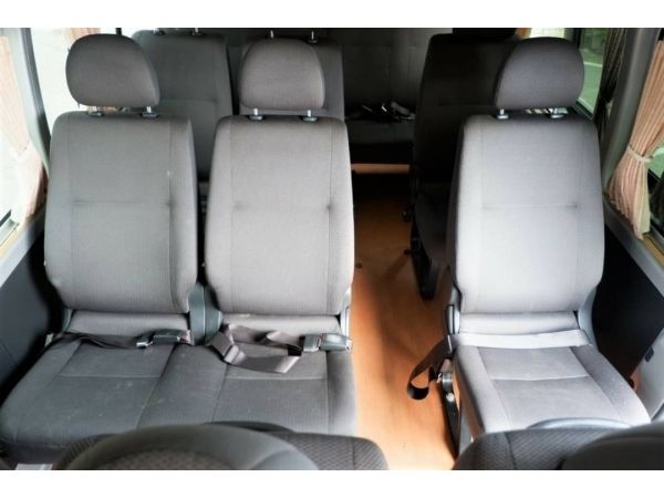 Toyota Commutor 2.5 D4D Van MT 2011 รูปที่ 7