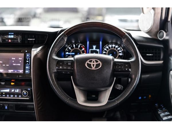 TOYOTA FORTUNER 2.4 V รูปที่ 7