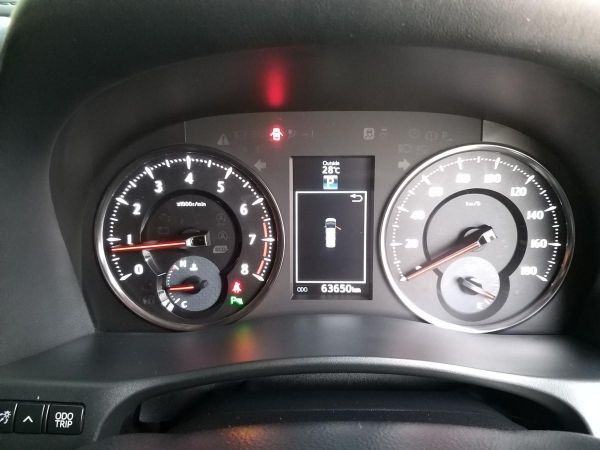 ขายด่วน Toyota Alphard SC Package 2500 CC ตัวท๊อปพิเศษ ปี 2015 ไมล์เพียง 63,xxx Km รูปที่ 7