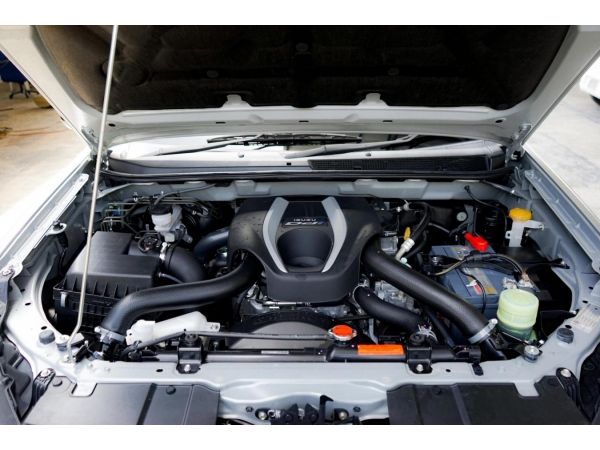 2018 Isuzu D-Max 3.0 CAB-4  Vcross MAX Z-Prestige 4WD Pickup รูปที่ 7