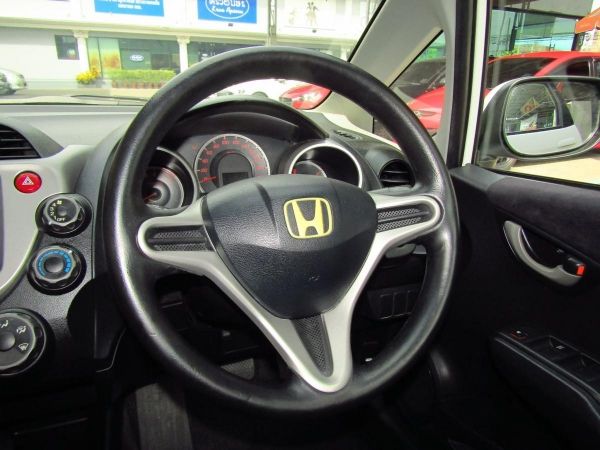 Honda jazz 1.5s 2011 AT/ฟรีดาวน์ฟรีประกันภัย รูปที่ 7