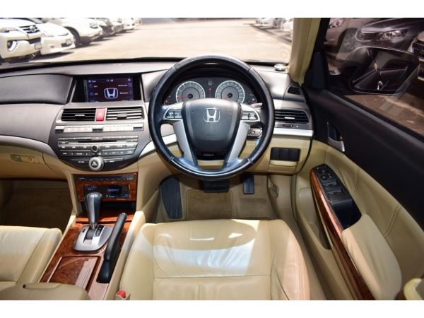 Honda accord 2.0EL auto/2011 รูปที่ 7