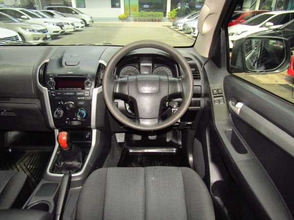 ISUZU D-MAX 2.5L Hi-Lander mt/2012 รูปที่ 7