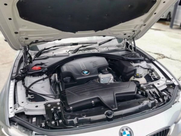 2016 BMW SERIES 3  320i Luxury รูปที่ 7