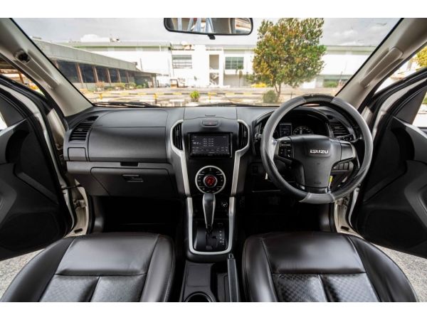 ISUZU D-MAX Hi-LANDER DOBLE CAB 3.0 Z Prestige Ddi VGS TURBO 2012 รูปที่ 7