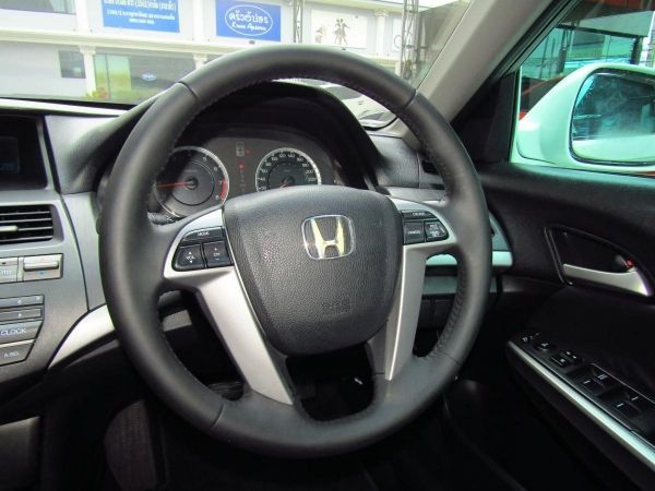 Honda accord 2.0EL 2011/เกียร์ออโต้ รูปที่ 7