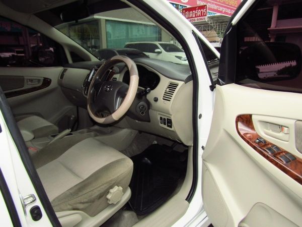 Toyota innova 2.0G 2013/เกียร์ออโต้ รูปที่ 7