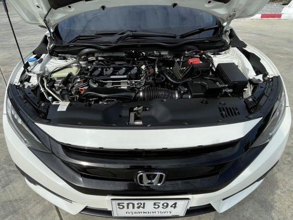 2016 HONDA CIVIC FC 1.5RS TURBO TOP AUTO เครดิตดีฟรีดาวน์ รูปที่ 7