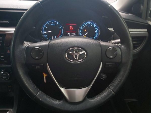 TOYOTA ALTIS 1.8 V NAVI ปี2014 สีขาว รุ่น top สุดไม่เคยติดแก๊ส รูปที่ 7