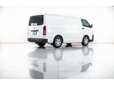 2016 TOYOTA  HIACE 3.0 ECO NOMY ทึบ จอง 199 บาท ส่งบัตรประชาชน รู้ผลอนุมัติใน 1 ชั่วโมง รูปที่ 7