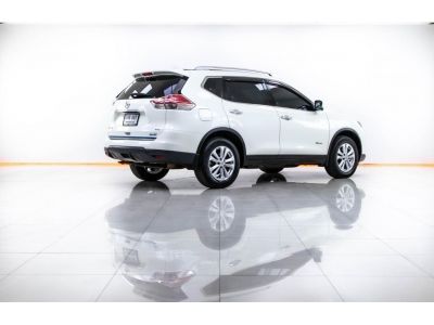 2016 NISSAN X-TRAIL 2.0 V HYBRID 4WD ผ่อน 5,734 บาท 12 เดือนแรก รูปที่ 7